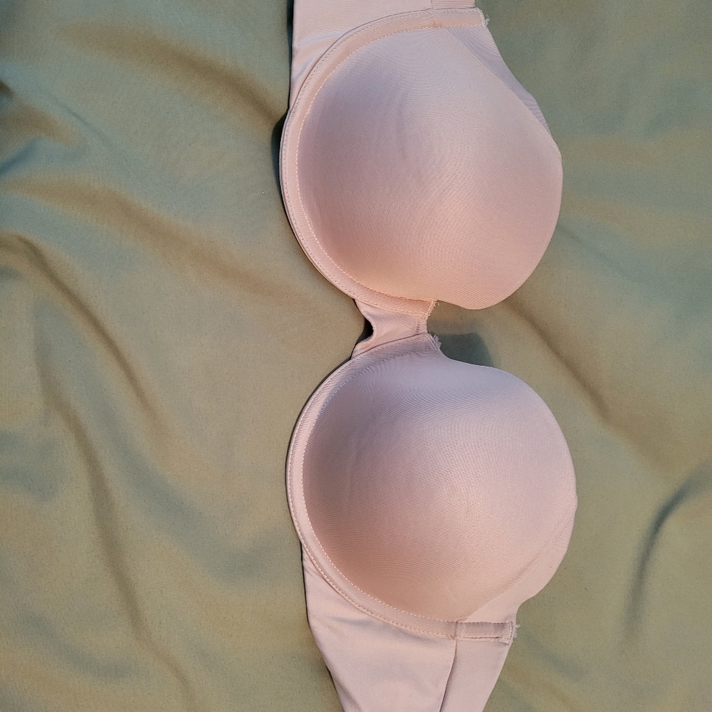 Strapless bra